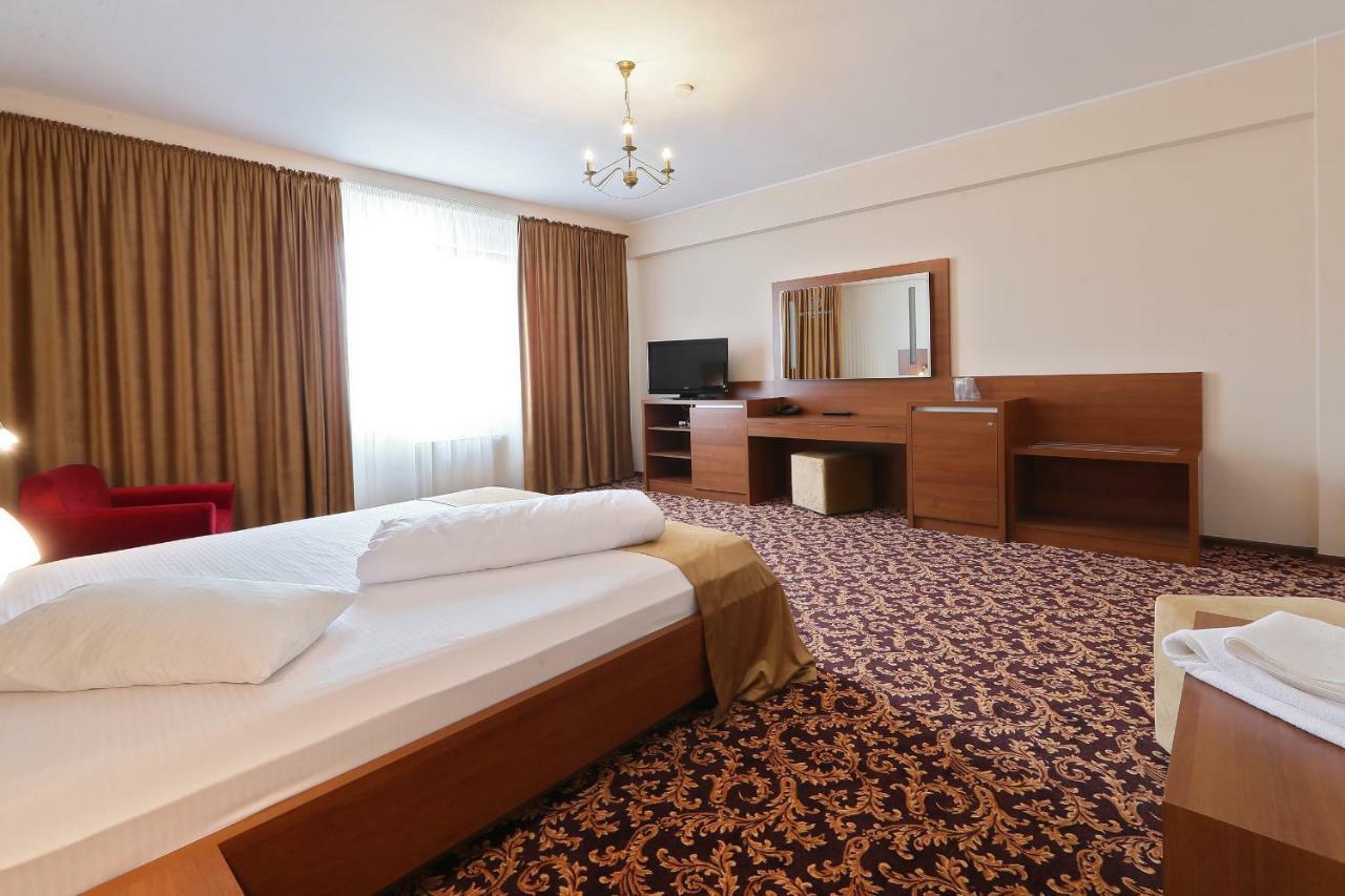 Hotel Impero Oradea Dış mekan fotoğraf